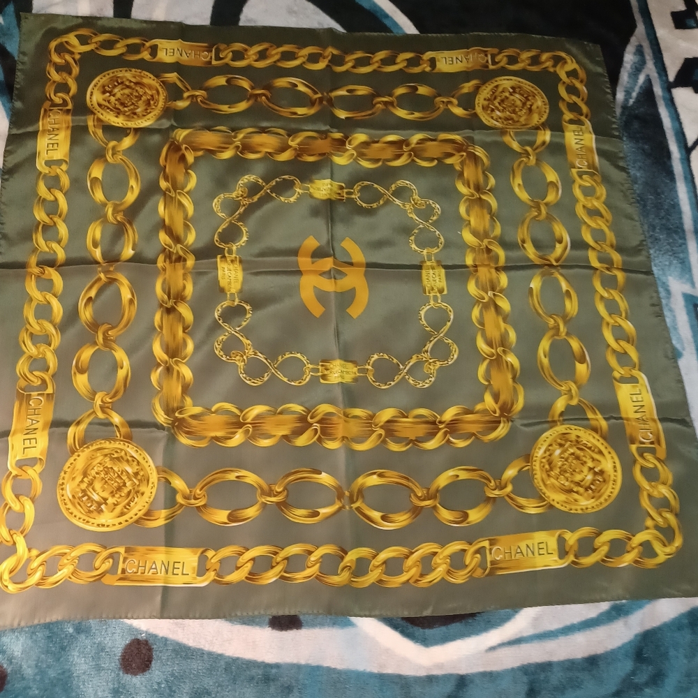 CHANEL Olive and Gold Chain Motif Scarf